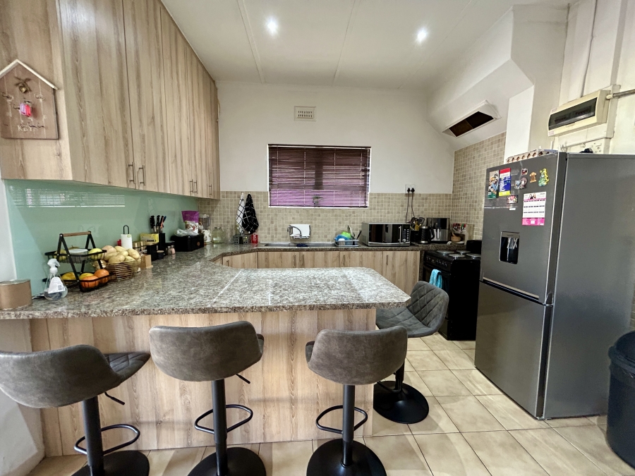 3 Bedroom Property for Sale in Churchill Estate Western Cape